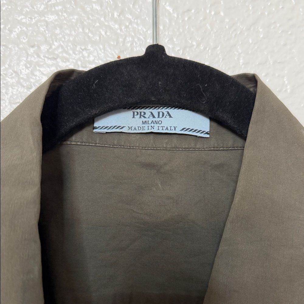 Prada Sleeveless Button Down Shirt 42 - Picture 2 of 5